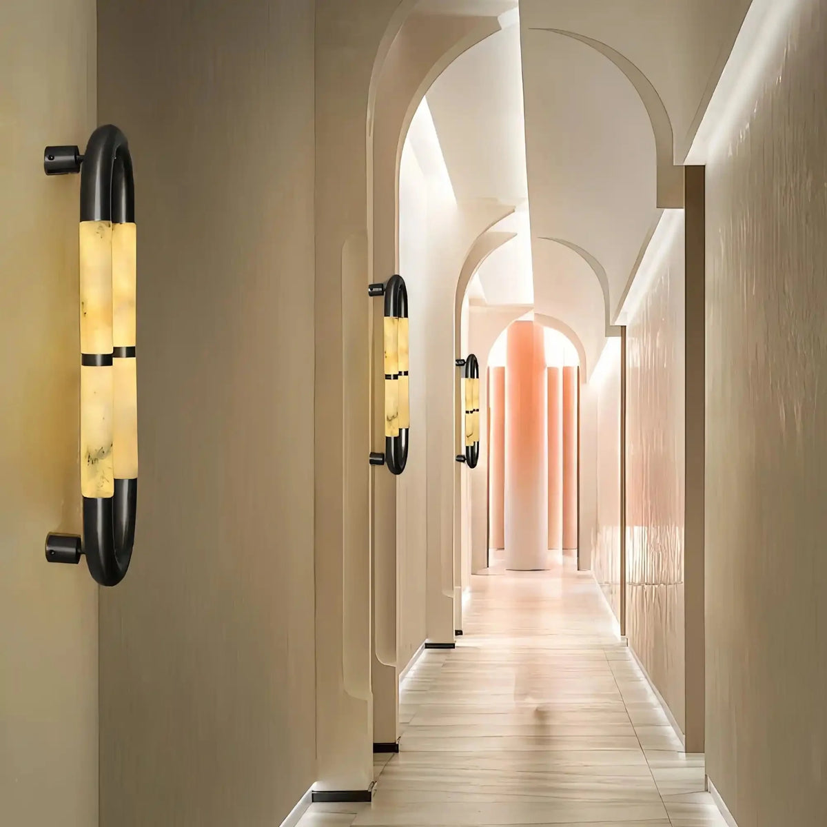 Alabaster Banded KoKo Sconce - L 15cm x W 8cm x H 54cm / L 5.9″ x W 3.1″ x H 21.3″Black & WhiteVChandelier