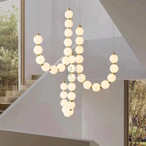 Lexi Modern Acrylic Orb Chandelier - Cool white 6000K - VChandelier